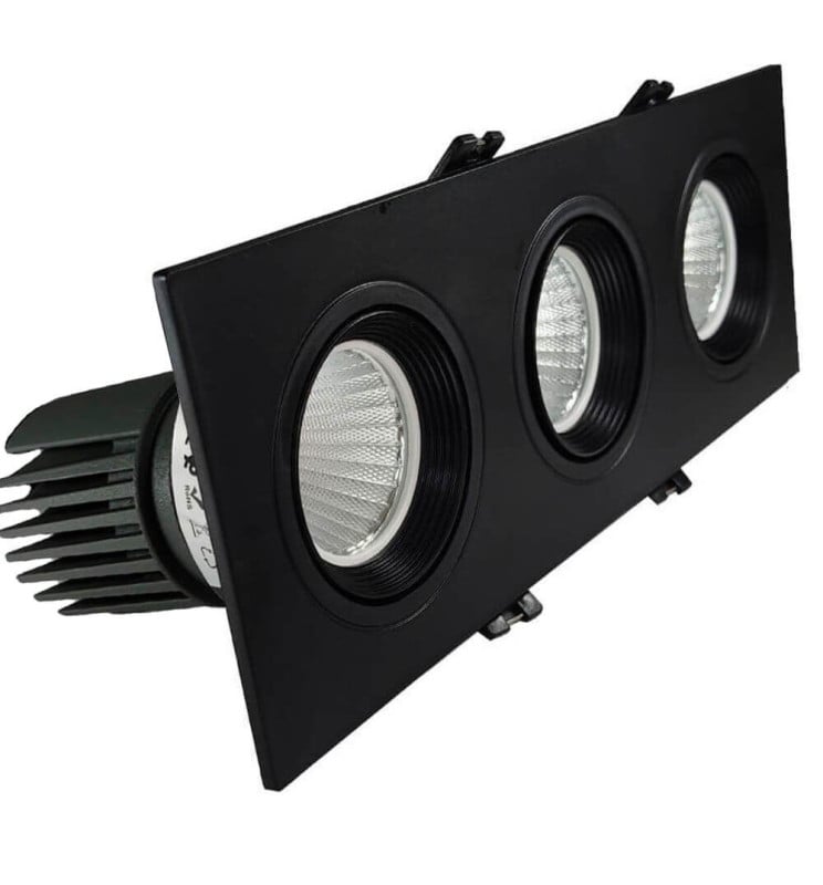 Downlight LED 45W Triple Orientable Noir CRI92 UGR13 - Image 1